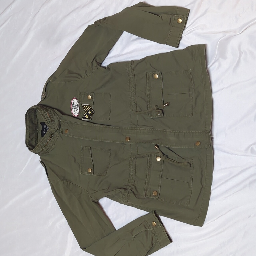 Army Green Military Utilitarian Style Light Weight Active USA Jacket